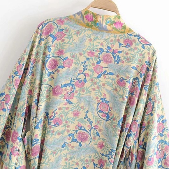 5⭐️ FAV BESTSELLER NEW OASIS FLORAL KIMONO COVERUP ROBE - Picture 5 of 8
